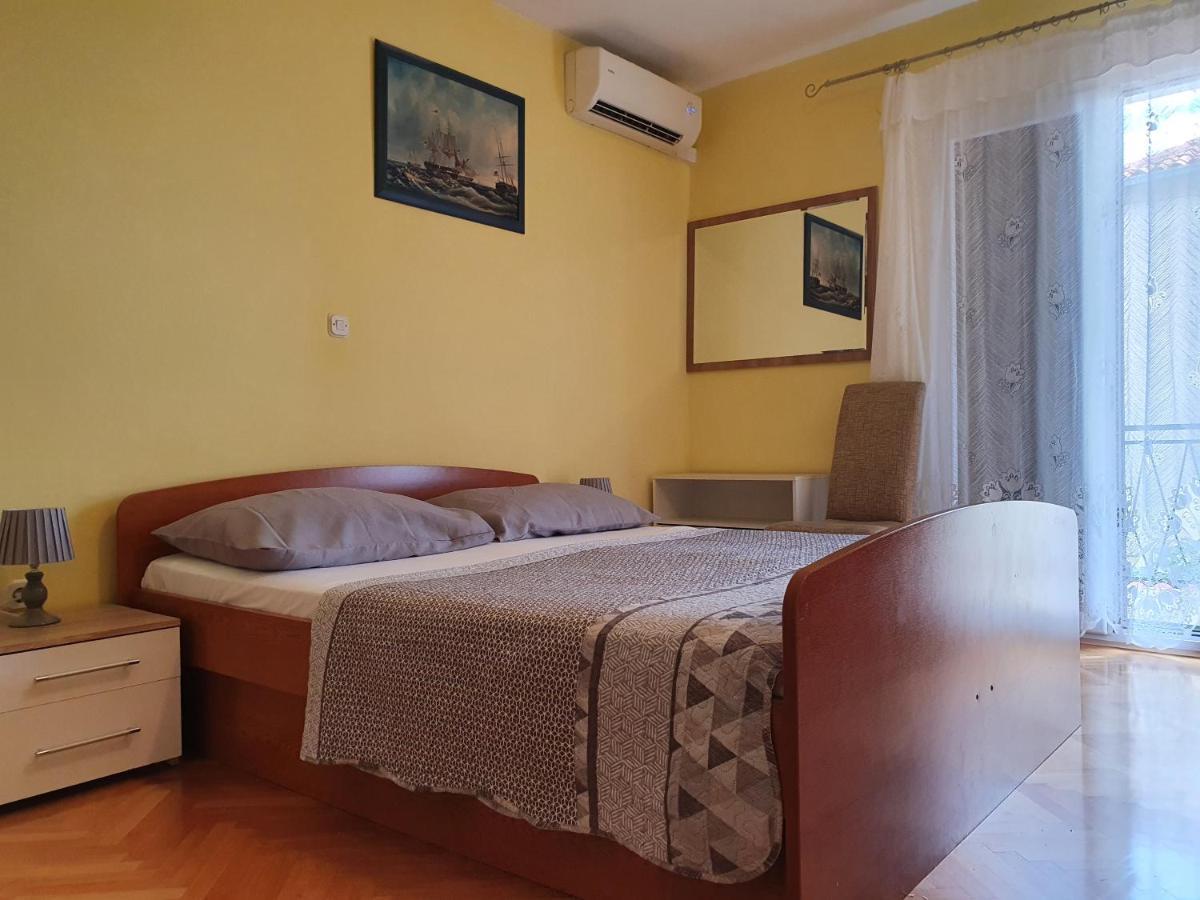 Apartments Ribarevic Makarska Exterior photo