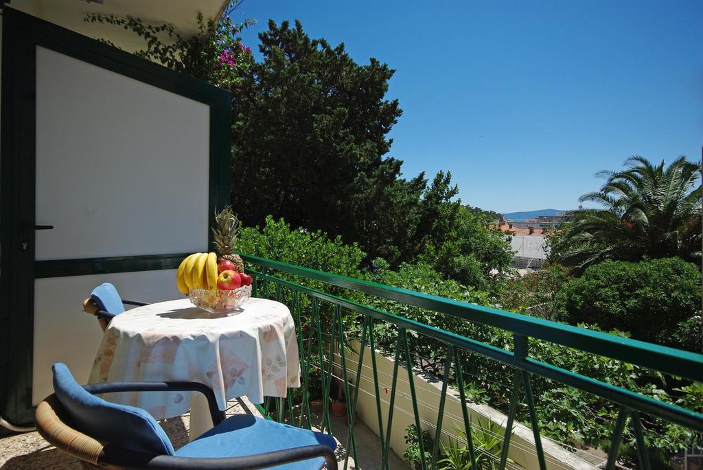 Apartments Ribarevic Makarska Room photo