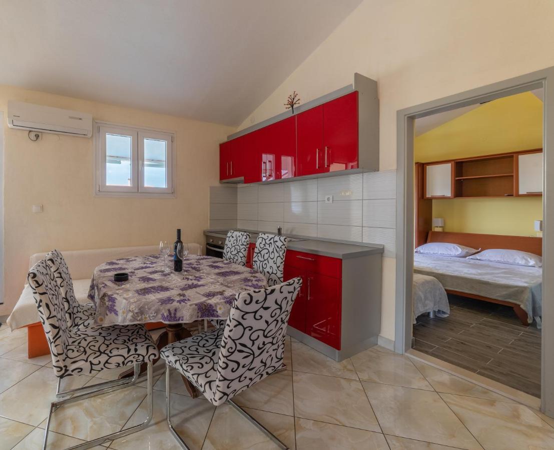 Apartments Ribarevic Makarska Exterior photo